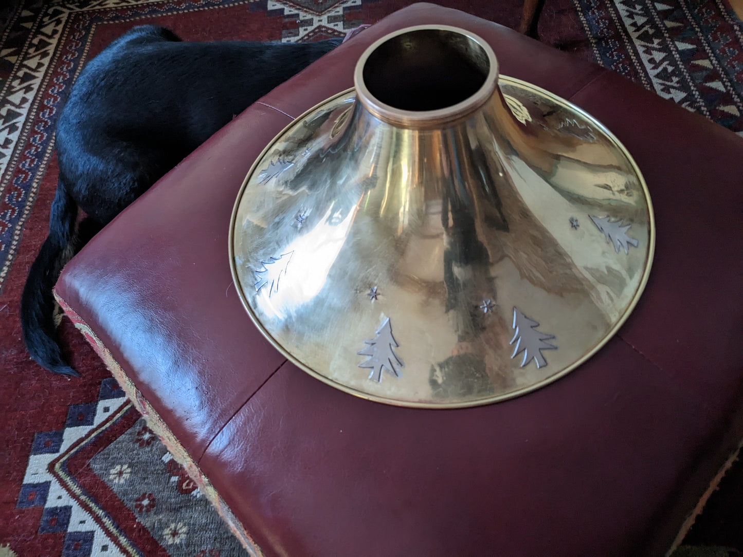 Vintage Lyons Monarch Bell: The Christmas Bell (applique)