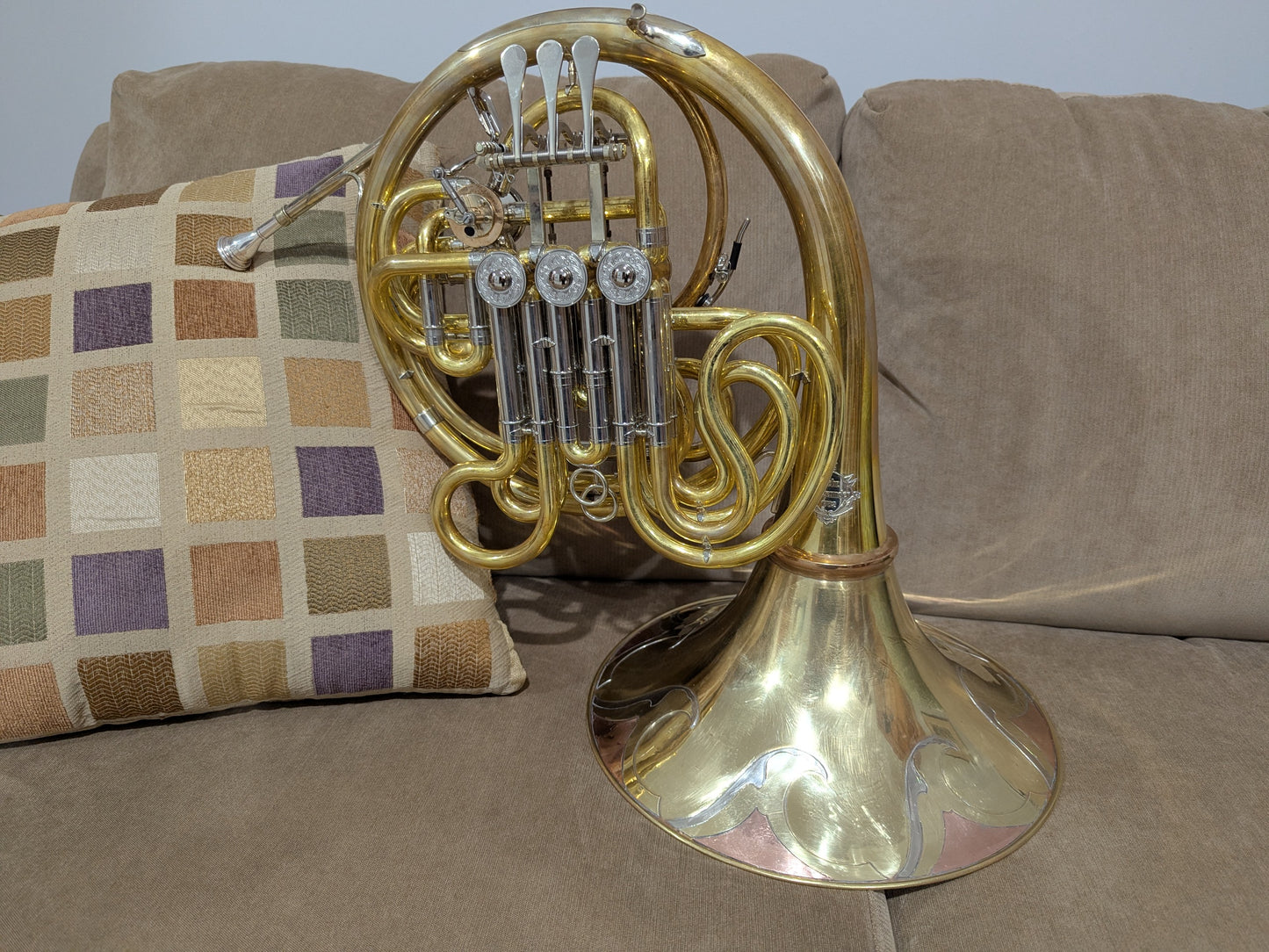 Vintage Conn 14D: Waves